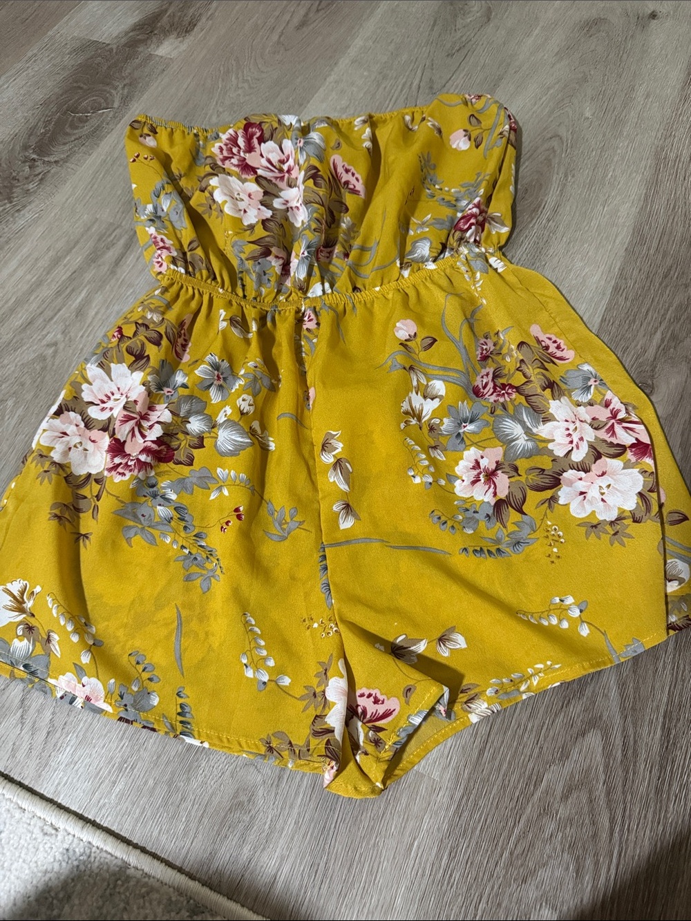 SHEIN Mustard Yellow Floral Strapless Romper